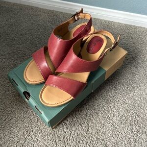 b.o.c. Women's red Sandals
New in box
